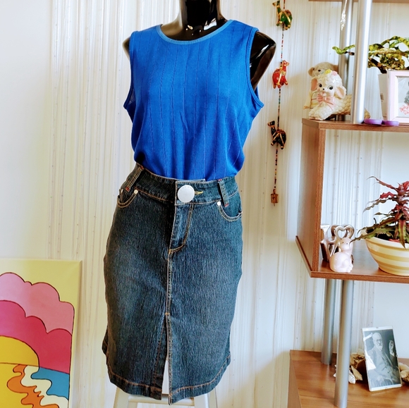 Vintage 80s / 90s Denim Mini Skirt - Picture 2 of 11
